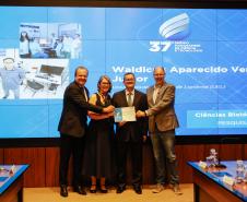 Avanço científico: Governo do Paraná premia projetos que conectam academia e sociedade