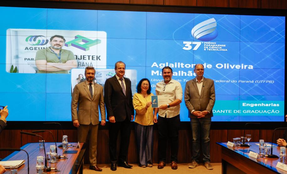 Avanço científico: Governo do Paraná premia projetos que conectam academia e sociedade