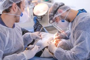 Odontologia da UEPG retoma atividades e soma 3,5 mil atendimentos em apenas dois meses