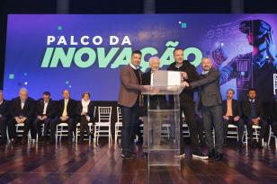 Fomento Paraná assina primeiro contrato da linha Inova Juro Zero