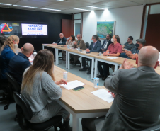 Ministro destaca incentivo à inovação e ciência no Paraná em visita à Fundação Araucária