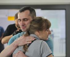 Chegada de mais um pesquisador ucraniano é marcada por muita emoção, em Foz do Iguaçu