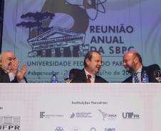 Paraná reafirma compromisso com o ensino superior no maior congresso nacional da ciência