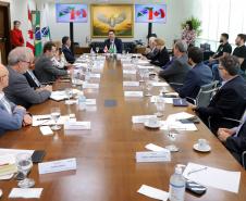 Governador recebe embaixador do Canadá no Brasil e reforça parceria em áreas estratégicas