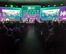 Estado anuncia R$ 9 milhões para investimentos em ciência durante o Summit Iguassu Valley