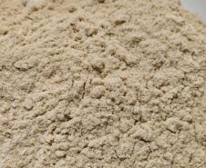 Tilápia vira vestuário, material hospitalar e suplemento alimentício em laboratório da UEM