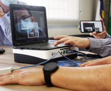 Governo destina R$ 6 milhões para universidades investirem em ensino de medicina com IA