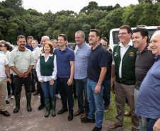Estado repovoa Parque Passaúna em Curitiba com meio milhão de peixes nativos