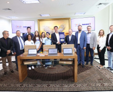 Estado entrega mais de 32 mil chromebooks para modernizar ensino da rede estadual