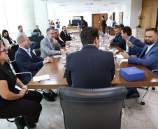 Estado entrega mais de 32 mil chromebooks para modernizar ensino da rede estadual