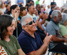 Governo do Paraná lança concurso de inovação para criação de bengalas inteligentes
