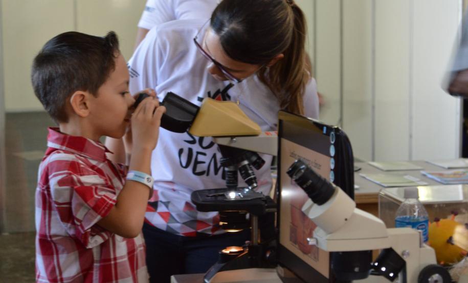 UEM mostra na Expoingá o que produz de ciência, conhecimento e serviços de saúde