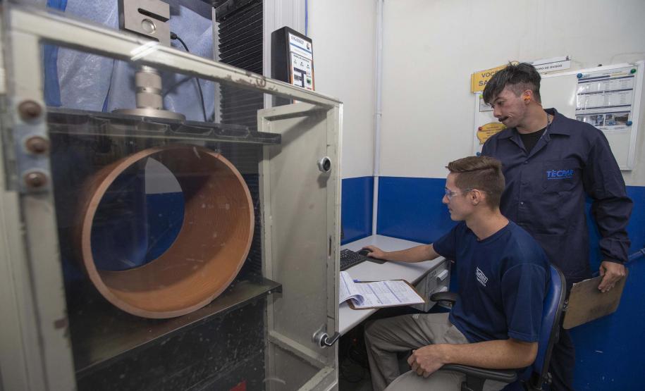 Tecpar avalia qualidade dos produtos de saneamento básico para empresas do setor