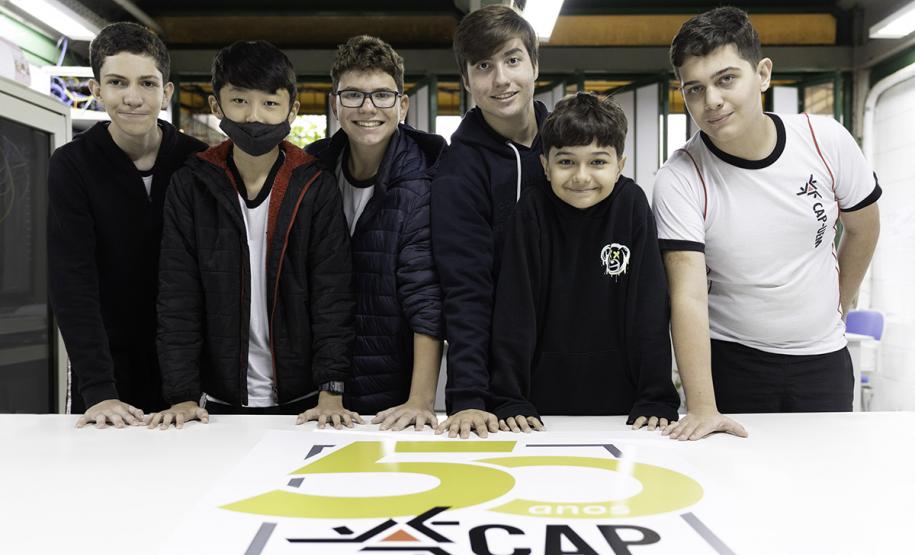 Colégio de Aplicação Pedagógica da UEM comemora 50 anos com ouro em Olimpíada