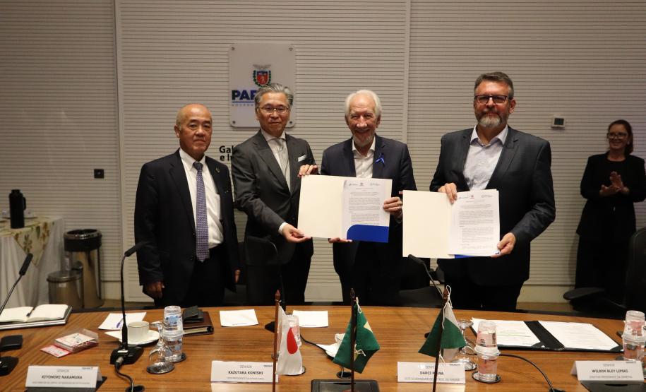 Tecnologia japonesa vai impulsionar compostagem de lodo de esgoto na Sanepar