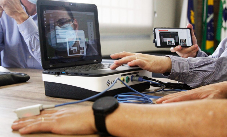 Governo destina R$ 6 milhões para universidades investirem em ensino de medicina com IA